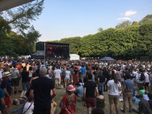 Un grand festival d’été dans le parc ombragé du château de Fontainebleau. Si vous…