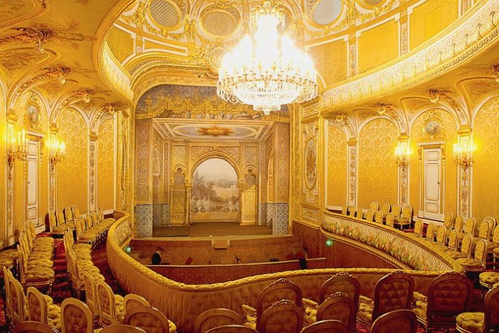 Majestueux. Le théâtre impérial du château de Fontainebleau, ouvre ses portes au public après…